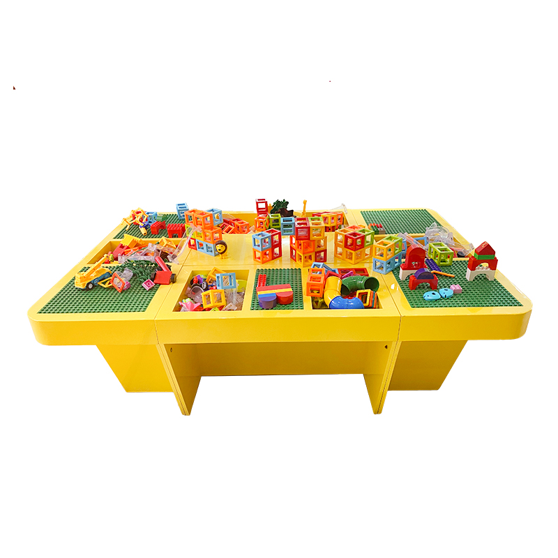 Indoor Playground Amusement Park Educational Wooden Kids Building Block Activity Table